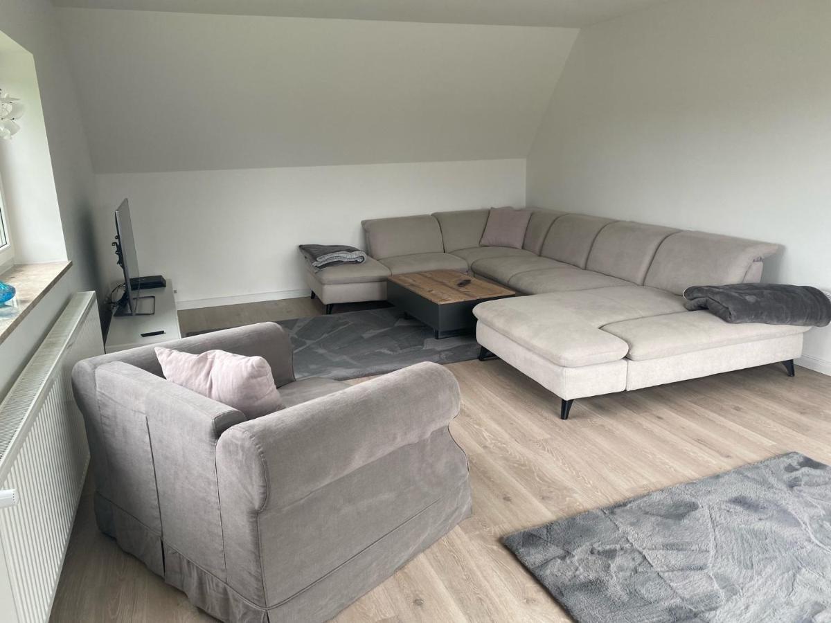 Ferienwohnung Falkenfeld Lubeck Bagian luar foto
